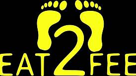 aria nicole paints her tootsies on beat2feetcom