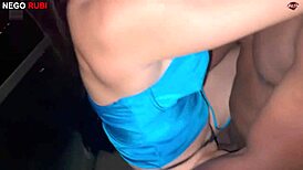 dando em publico e corno com ciúmes da rola gigante - paolla hotwife 😈