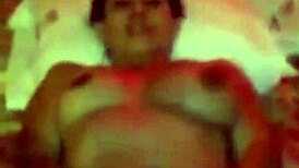 I follo my huband's uncle while he clean the plaza