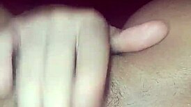 Hermoso toto de latina se viene rico deseando una lamida de lengua