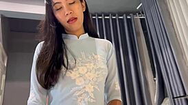 Date With Gorgeous Vietnamese Turns Into Happy Ending Night