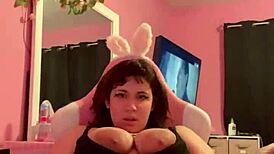 playing with my pussy