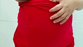 i feel sexy and horny with my pregnant belly