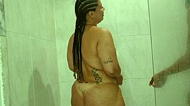 i'm a bbw takin' it from below in the shower, all wet and ready on red