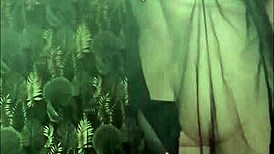 Maitresse Kantalie Dominates Esclave Ebed