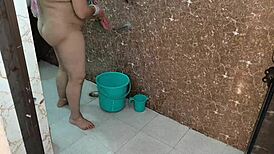 the desi girl gets fingered and sucks big cock in homemade casting.