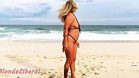 Milf flashing micro bikini on Rio beach