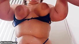 Blowjob from bbw stepmom karla lane is so sloppy and deep