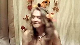 esclave, ready to celebrate autumn by stuffing that milf pussy with toys till you squirt like a humiliated whore?