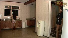 patroa caiu de boca na xota da empregada