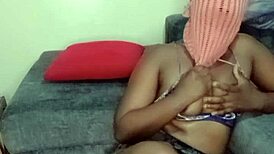 omg my big booty milf ass shakin so crazy in lingerie i cant stop uh