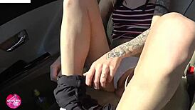 hey this hottie fingers to wild car orgasm