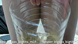 emotional pee fetish hits while squirting big pussy lips