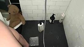 omg this arab escort snowwhite fingers her tight pussy in shower so hot 🔥🧖‍♀️💦 los angeles real amateur