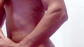 सौतेली मॉम मिल्फ ने होममेड रफ चुदाई में अंदर कम मांग लिया