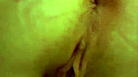 pissing anal winking in toilet for leetdos squirt milf fun