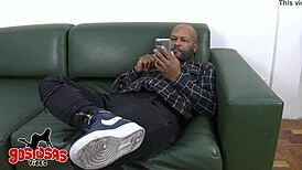 Brunette slut caught husband on Tinder for anal pounding