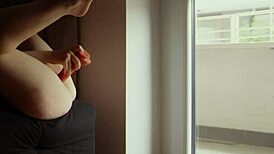 flashing wet pussy routine to neighbors