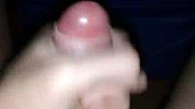 BANGING GROUP WANK TO MASSIVE CUMSHOT