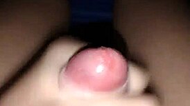 BANGING GROUP WANK TO MASSIVE CUMSHOT