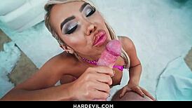 luna luxe deepthroats jonni's dick swallows hot cum facial