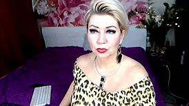 mature whore moans loud playing tongue games with dildo and buttplug