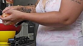 im pregnant showin off my big ass, feels so naughty