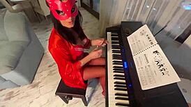 milfycalla's fetish blowjobs make this latina cum-slut explode