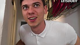 बड़ी चूचियों वाली मेड मेडुसा होर्नी हॉस्टल में लंड चूसकर चूत चुदवाती है