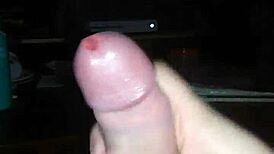 jerking off to this hot tranny cumshot has me 😍💦