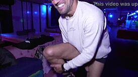 ओनलीमाया बीटीएस हॉट गोरी क्लब डांसिंग झुककर पेशाब और रफ चुदाई