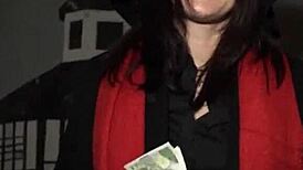 i picked up street artist melany mendes damn shes so hot wanna tap that ass now.