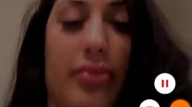 Brazilian cam girl's huge ass sways teasingly while big tits bounce wildly