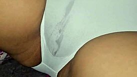 VERY HOT MOMMY SQUIRTS ON MONSTER COCK CREAMPIE!