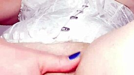 भारी चूचियों वाली मोटी मैक्सिकन सौतेली माँ स्टेपसन के लिए टपकती चूत मल रही