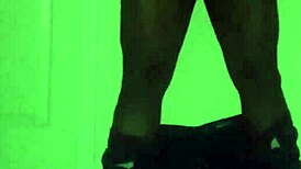 uh this time i cant keep masturbating solo... anyone wanna show up and fist my ass for free?? its ok really