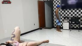 novinha surprised her boyfriend fixing the tv by offering her tight little ass for a special pounding