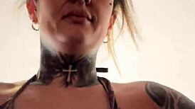 Brown-eyed amateur trains hard at gym with wet pussy juices dripping down legs