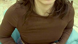 how's this teen babe teasing daddy with yoga ass poses?