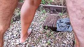 Watch this muscular bodybuilder bareback fuck a juicy latina ass outdoors