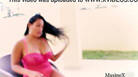 wanna watch maxine x finger her wet pussy poolside in lingerie?