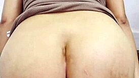 Me Puts Girlfriend Backwards To Watch Her Curvy Ass Bounce Hard