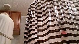 sassy babe rams huge dildo deep in her pussy