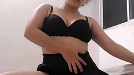 oh man, i... i mean she's this gorgeous latina milf showing off her huge ass and voluptuous vagina!