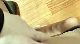 elza kom invites you to join her playful game session