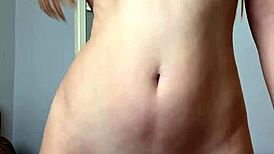 Damn, this cute petite teen maiskii fingers and toys to loud orgasm!