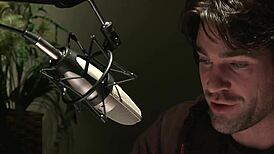 She spreads wide for that quick hardcore pussy slam