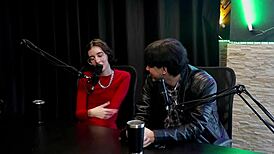 era um cara ferrado q recebeu convite pra porn... a mae deu conselho transou c uma mina q gemia alto e qse preso 😩 yastrixx watch on sheer red