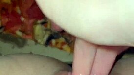 saudi arabian snowwhite teen sneaks pizza chocolate cheese masturbation fetish in la – squirting everywhere