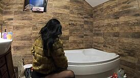 Milfycalla Pees in Bathtub Wearing Fur Coat and Pantyhose Tease